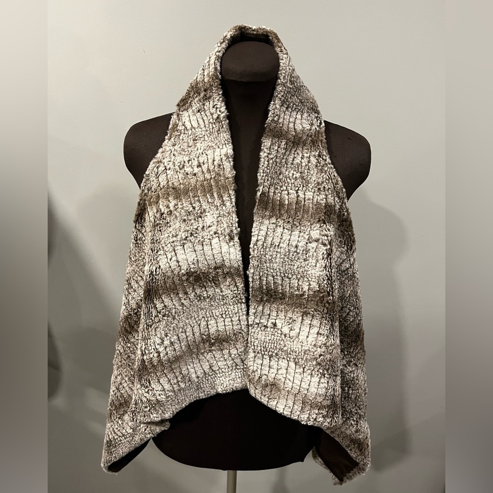 Karen Kane Chocolate Brown faux fur vest